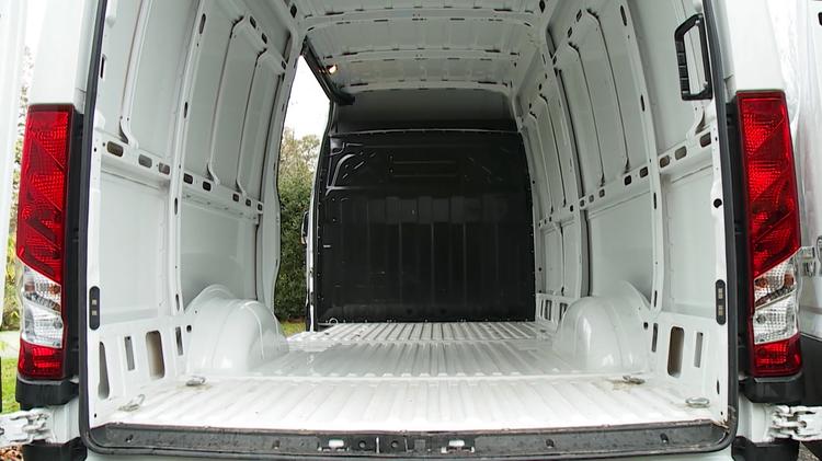 IVECO DAILY 35C14 DIESEL 2.3 Dropside 3750 WB Hi-Matic